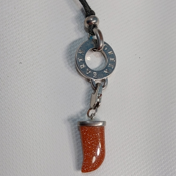 Green Earth Charmology Rope Charm Pendant Necklace - Picture 5 of 10